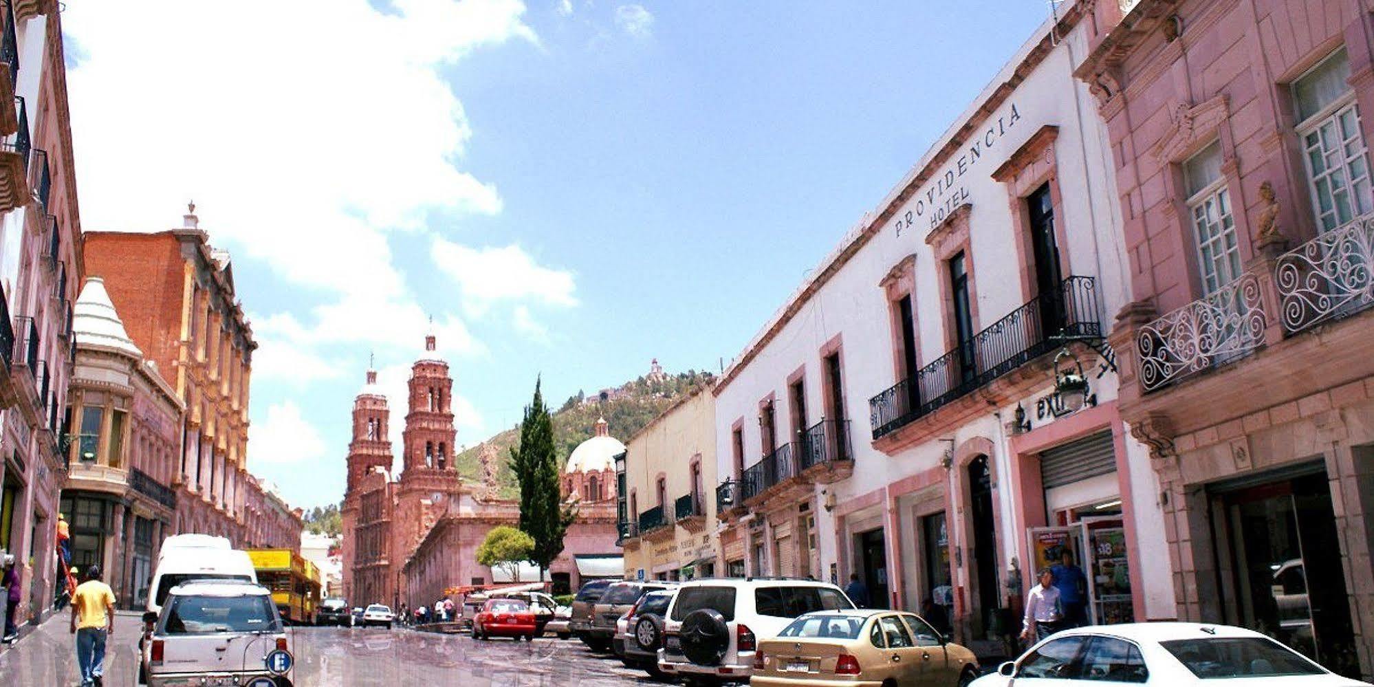 Hotel Providencia Zacatecas Bagian luar foto